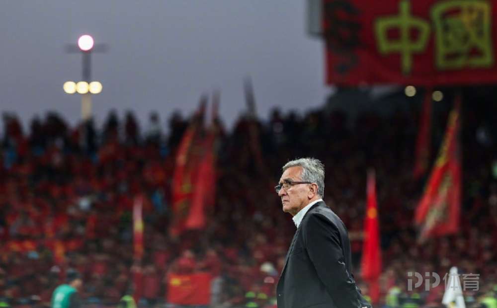 斯盧茨基,伤病当头,冠军征程依,开云体育官网,开云App下载,开云体育直播,开云娱乐,开云平台